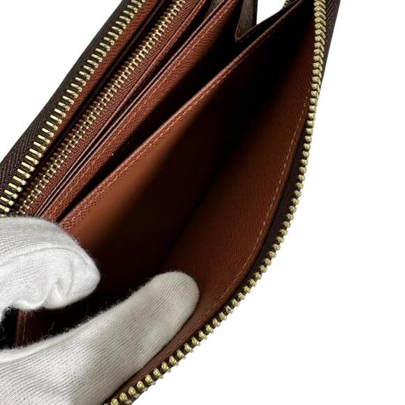 LOUIS VUITTON Brown Monogram Wallet - Picture 9 of 12